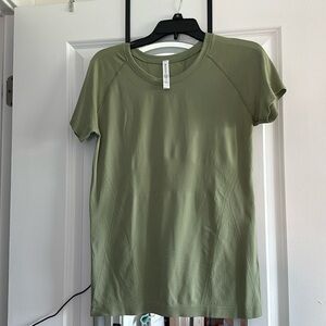 NWOT Athleta shirt